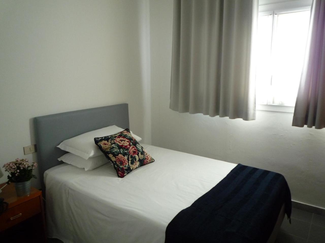Hotel Casa F.A.C.I à Marina di Massa Extérieur photo